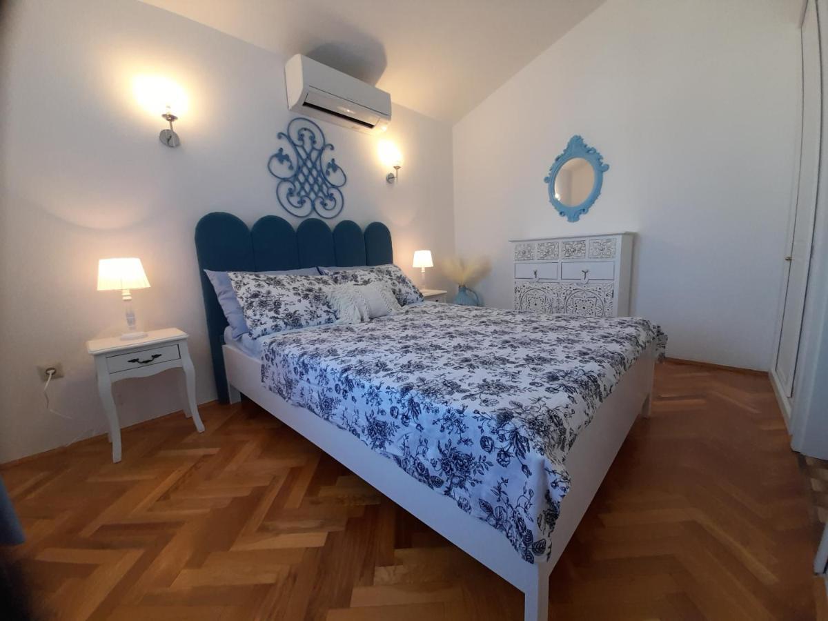 Apartments M Gregor Ideal For Relaxing Holidays Baska  Exterior photo